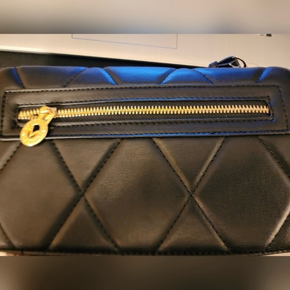 NWT Valentino Orlandi Diamond Quilted Crossbody - Picture 10 of 10